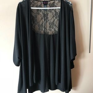 TORRID SZ 4 BLACK OPEN KIMONO LACE BACK DETAIL